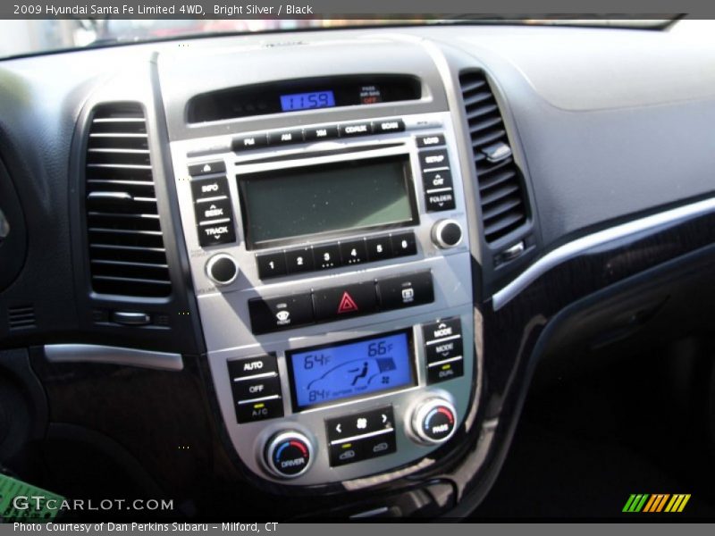 Bright Silver / Black 2009 Hyundai Santa Fe Limited 4WD