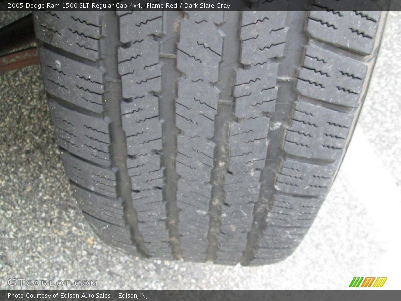 Flame Red / Dark Slate Gray 2005 Dodge Ram 1500 SLT Regular Cab 4x4