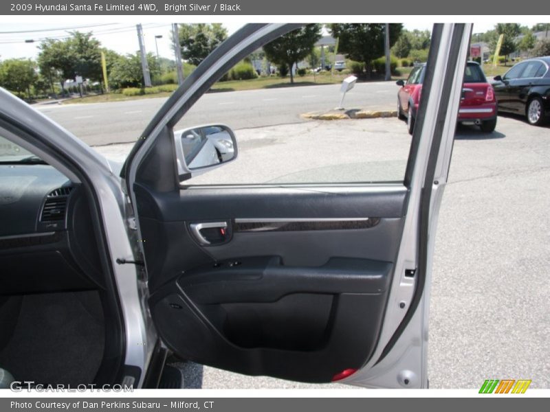 Bright Silver / Black 2009 Hyundai Santa Fe Limited 4WD
