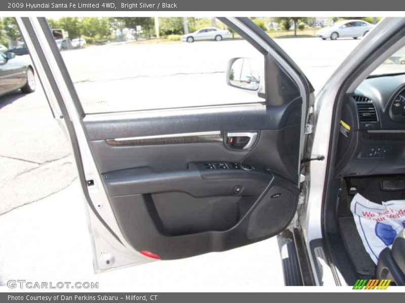 Bright Silver / Black 2009 Hyundai Santa Fe Limited 4WD