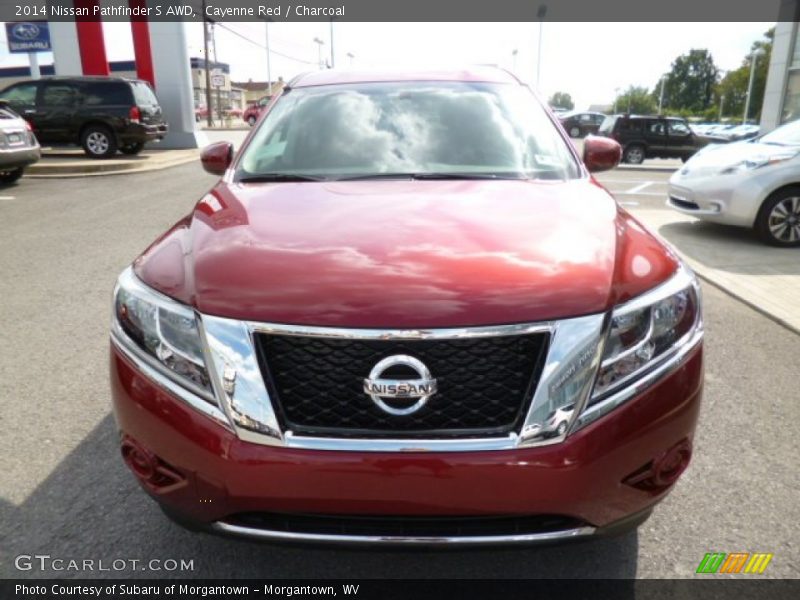 Cayenne Red / Charcoal 2014 Nissan Pathfinder S AWD