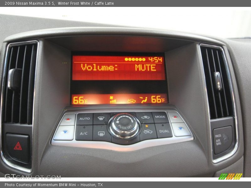 Winter Frost White / Caffe Latte 2009 Nissan Maxima 3.5 S