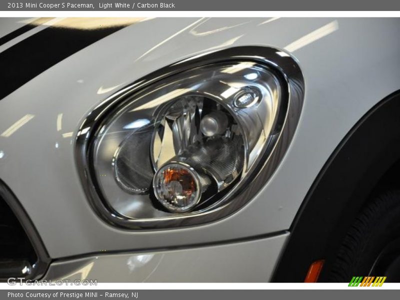 Light White / Carbon Black 2013 Mini Cooper S Paceman
