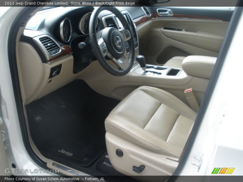 Stone White / Black/Light Frost Beige 2011 Jeep Grand Cherokee Limited