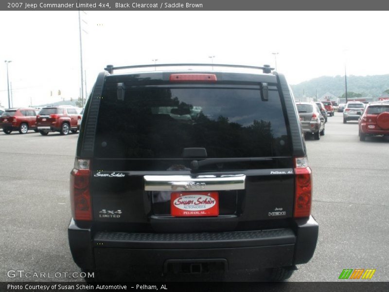 Black Clearcoat / Saddle Brown 2007 Jeep Commander Limited 4x4