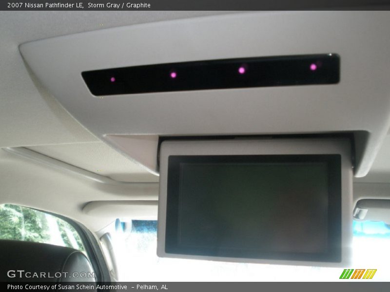 Storm Gray / Graphite 2007 Nissan Pathfinder LE