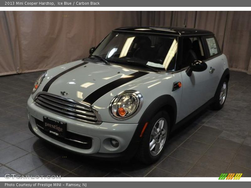 Ice Blue / Carbon Black 2013 Mini Cooper Hardtop