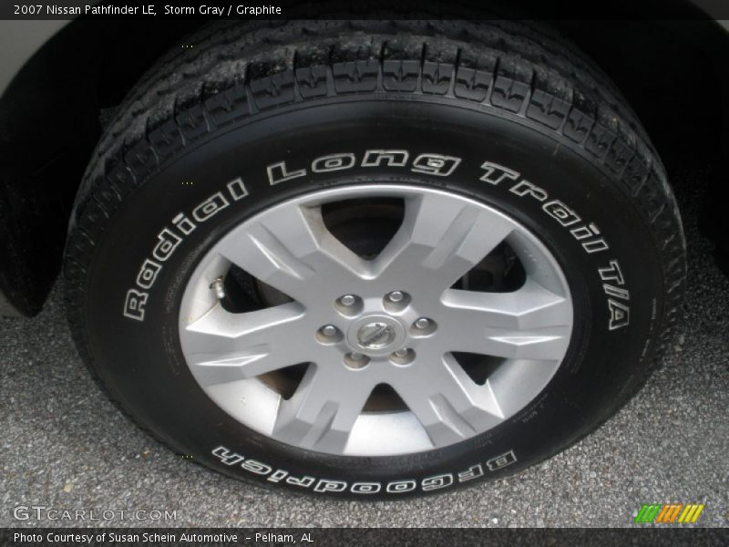Storm Gray / Graphite 2007 Nissan Pathfinder LE