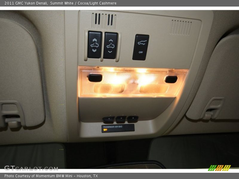 Summit White / Cocoa/Light Cashmere 2011 GMC Yukon Denali