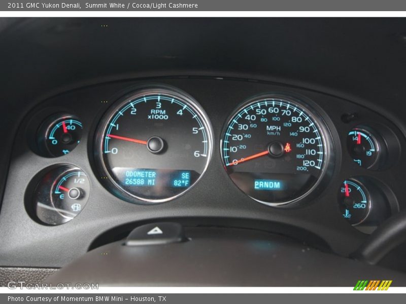 Summit White / Cocoa/Light Cashmere 2011 GMC Yukon Denali