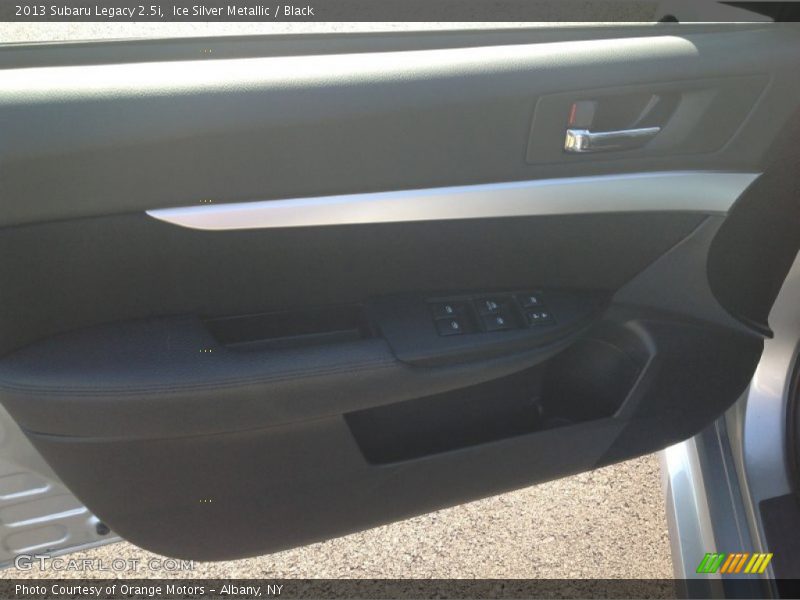 Ice Silver Metallic / Black 2013 Subaru Legacy 2.5i