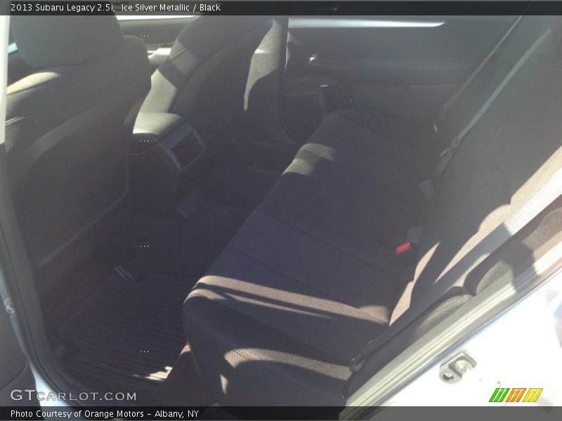 Ice Silver Metallic / Black 2013 Subaru Legacy 2.5i