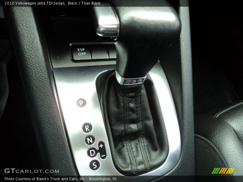 Black / Titan Black 2010 Volkswagen Jetta TDI Sedan