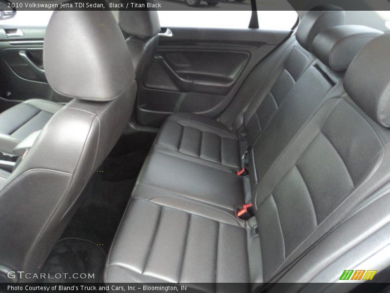 Black / Titan Black 2010 Volkswagen Jetta TDI Sedan