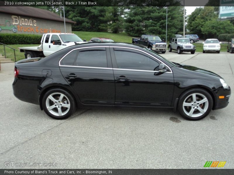 Black / Titan Black 2010 Volkswagen Jetta TDI Sedan