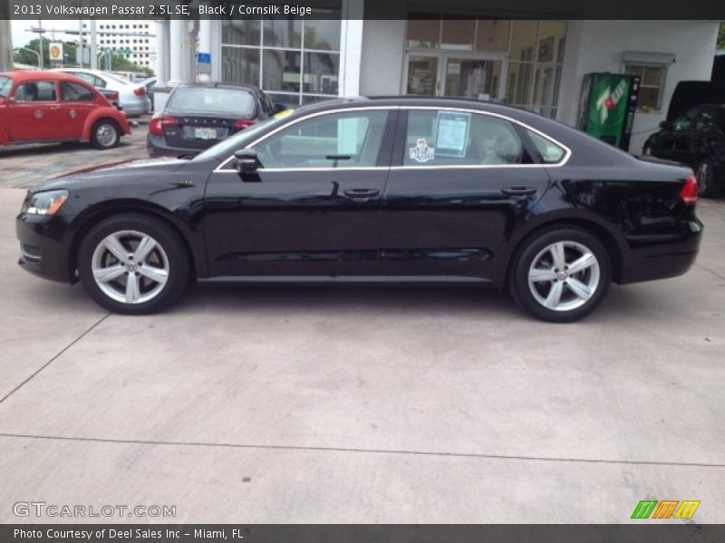 Black / Cornsilk Beige 2013 Volkswagen Passat 2.5L SE
