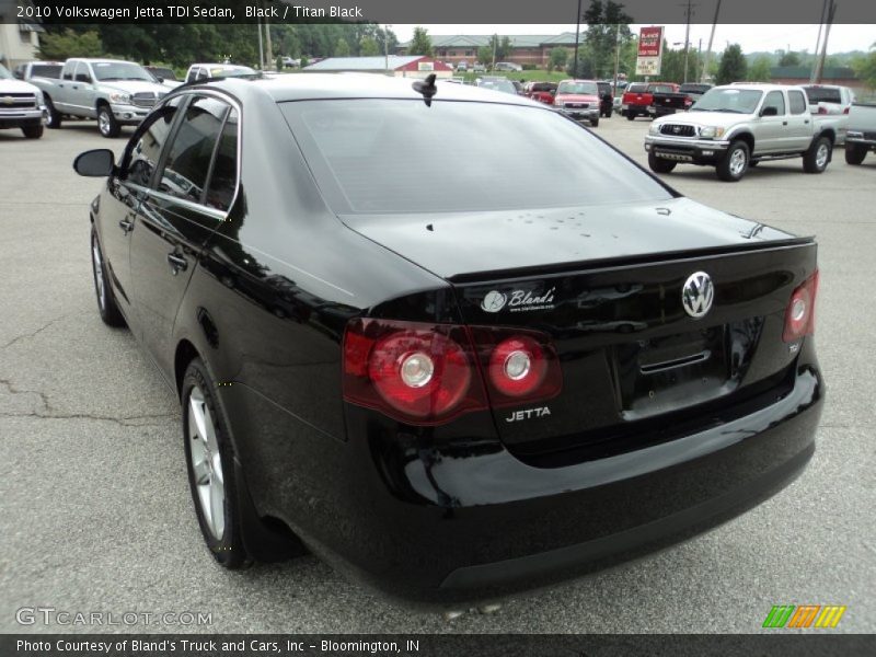Black / Titan Black 2010 Volkswagen Jetta TDI Sedan