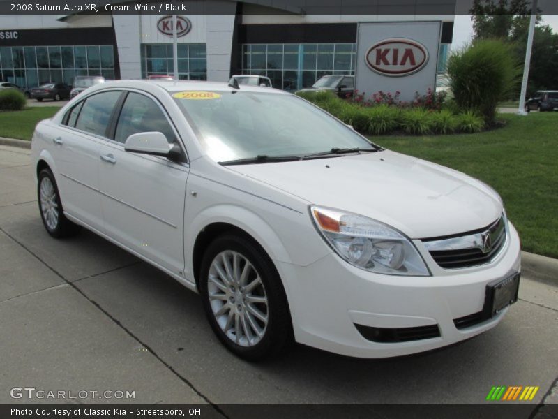 Cream White / Black 2008 Saturn Aura XR