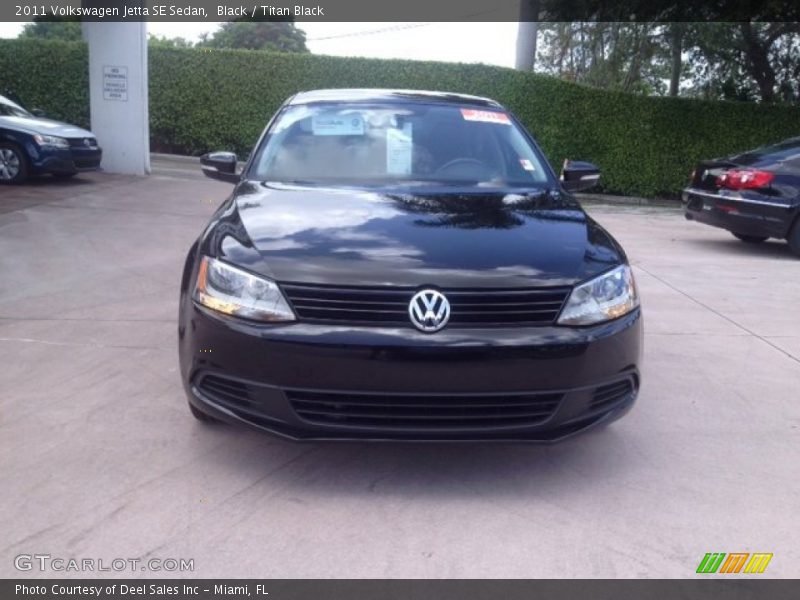 Black / Titan Black 2011 Volkswagen Jetta SE Sedan