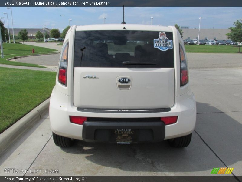 Dune Beige / Sand/Black Premium Leather 2011 Kia Soul !