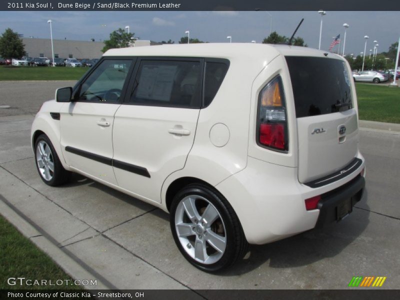 Dune Beige / Sand/Black Premium Leather 2011 Kia Soul !