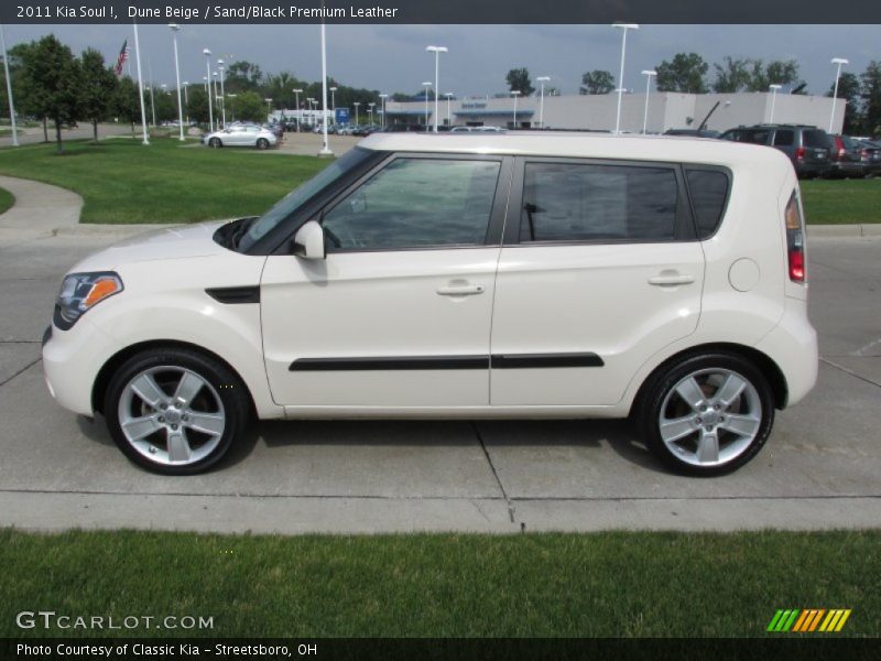 Dune Beige / Sand/Black Premium Leather 2011 Kia Soul !