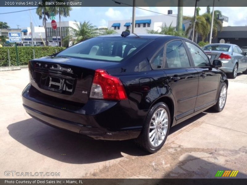 Black Stone / Quartz 2010 Volvo S40 2.4i