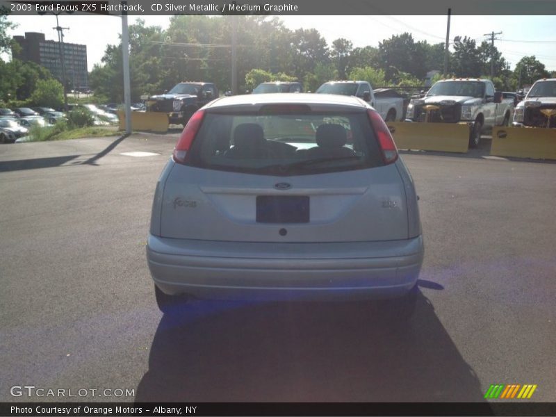 CD Silver Metallic / Medium Graphite 2003 Ford Focus ZX5 Hatchback