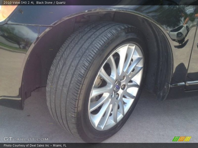 Black Stone / Quartz 2010 Volvo S40 2.4i