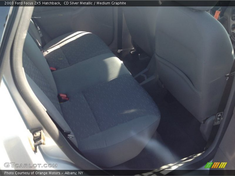 CD Silver Metallic / Medium Graphite 2003 Ford Focus ZX5 Hatchback