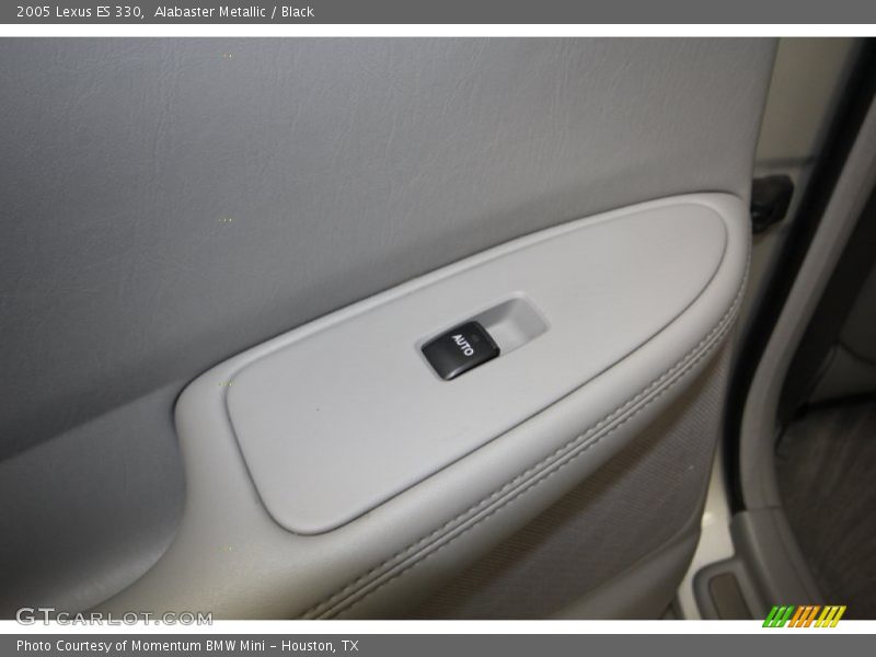 Alabaster Metallic / Black 2005 Lexus ES 330