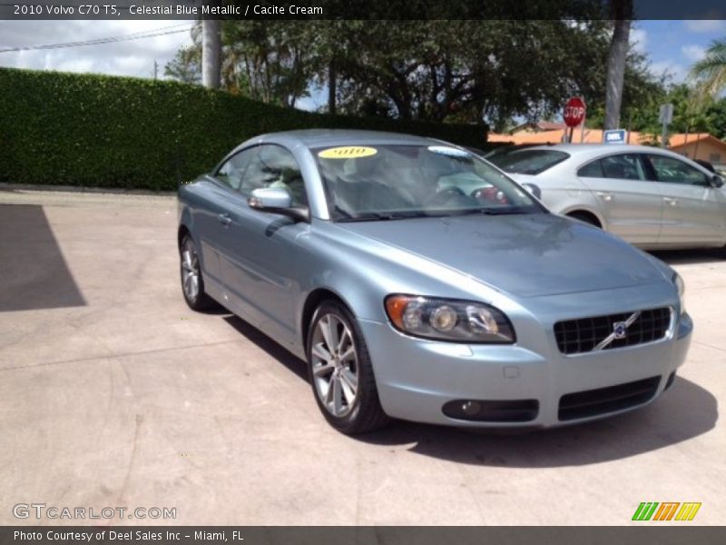 Celestial Blue Metallic / Cacite Cream 2010 Volvo C70 T5
