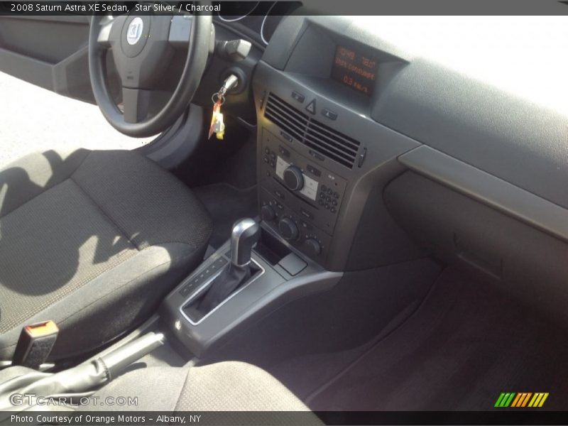 Star Silver / Charcoal 2008 Saturn Astra XE Sedan