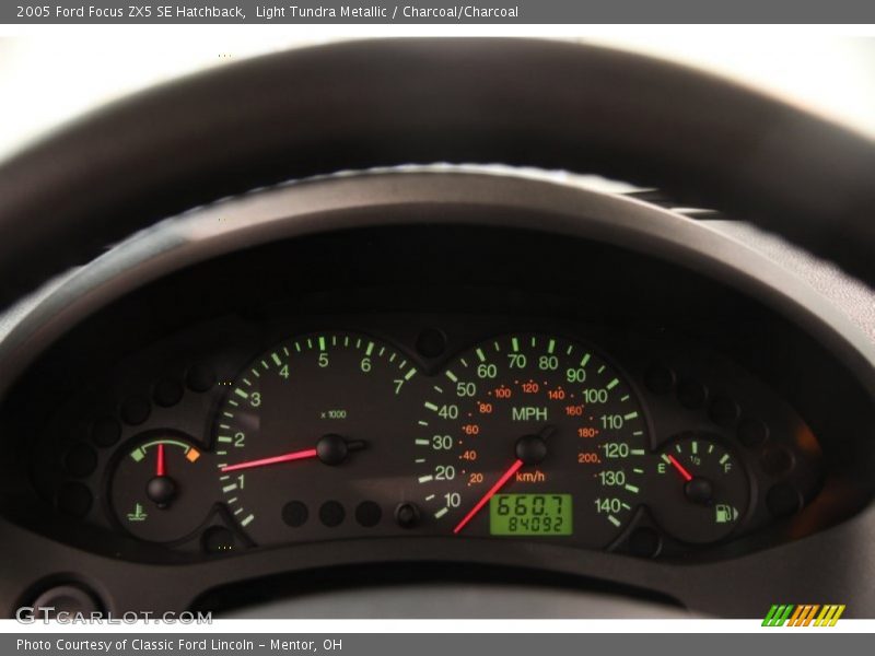 Light Tundra Metallic / Charcoal/Charcoal 2005 Ford Focus ZX5 SE Hatchback