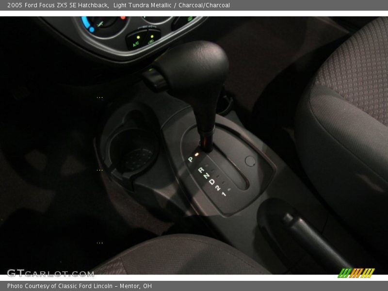 Light Tundra Metallic / Charcoal/Charcoal 2005 Ford Focus ZX5 SE Hatchback