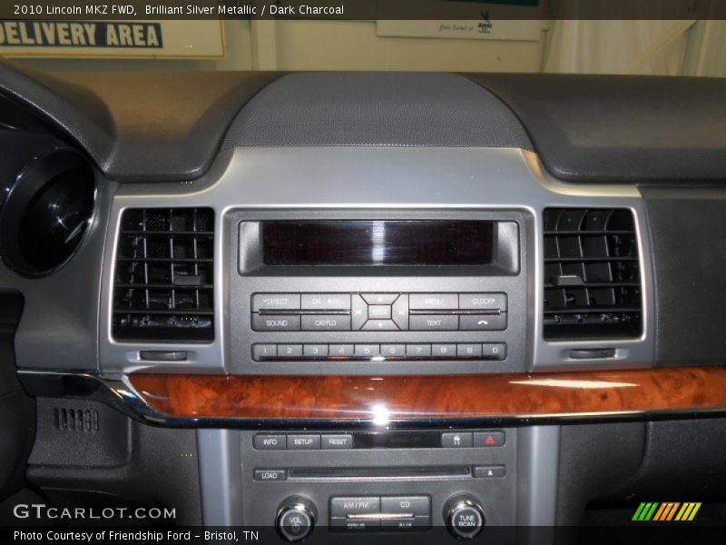 Brilliant Silver Metallic / Dark Charcoal 2010 Lincoln MKZ FWD