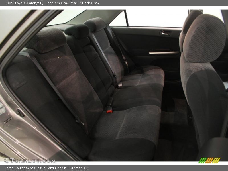 Phantom Gray Pearl / Dark Gray 2005 Toyota Camry SE
