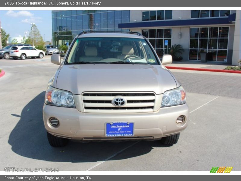 Sonora Gold Pearl / Ivory 2005 Toyota Highlander V6