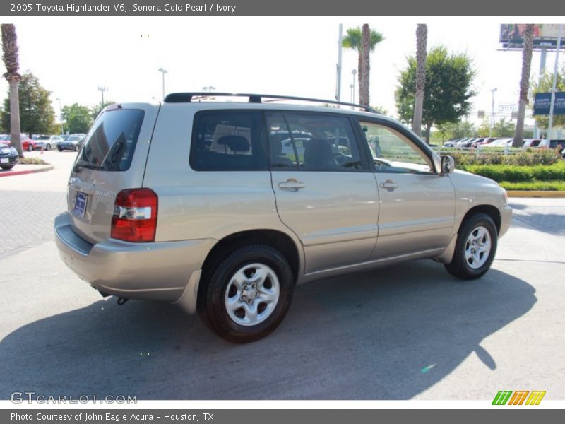 Sonora Gold Pearl / Ivory 2005 Toyota Highlander V6