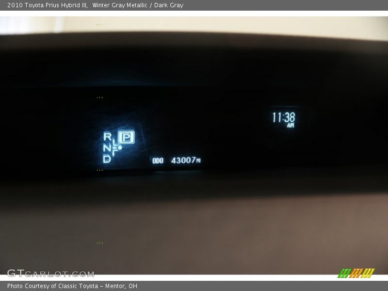 Winter Gray Metallic / Dark Gray 2010 Toyota Prius Hybrid III