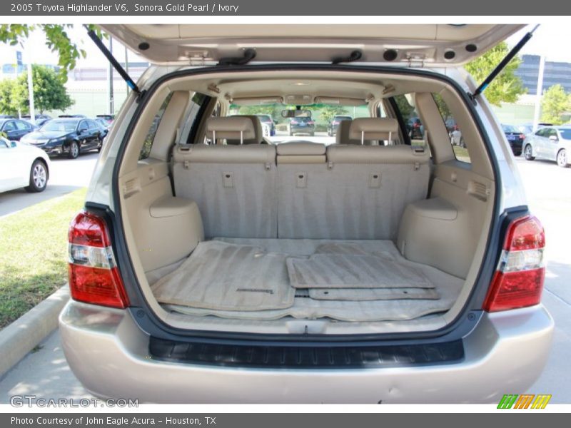 Sonora Gold Pearl / Ivory 2005 Toyota Highlander V6