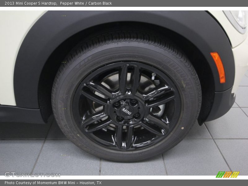 Pepper White / Carbon Black 2013 Mini Cooper S Hardtop
