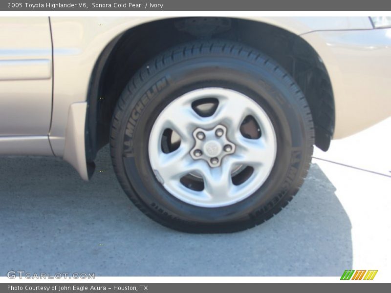 Sonora Gold Pearl / Ivory 2005 Toyota Highlander V6
