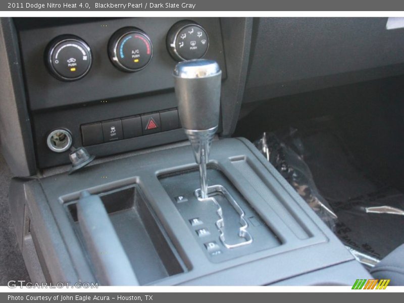 Blackberry Pearl / Dark Slate Gray 2011 Dodge Nitro Heat 4.0