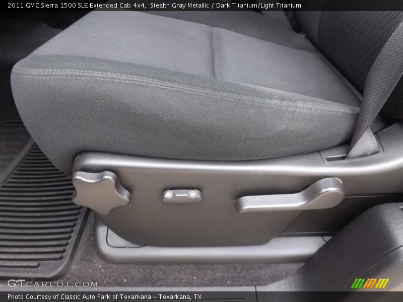 Front Seat of 2011 Sierra 1500 SLE Extended Cab 4x4