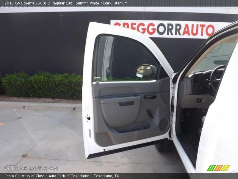 Summit White / Dark Titanium 2013 GMC Sierra 2500HD Regular Cab