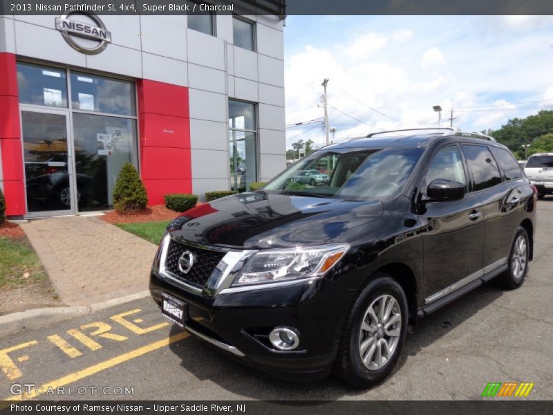 Super Black / Charcoal 2013 Nissan Pathfinder SL 4x4