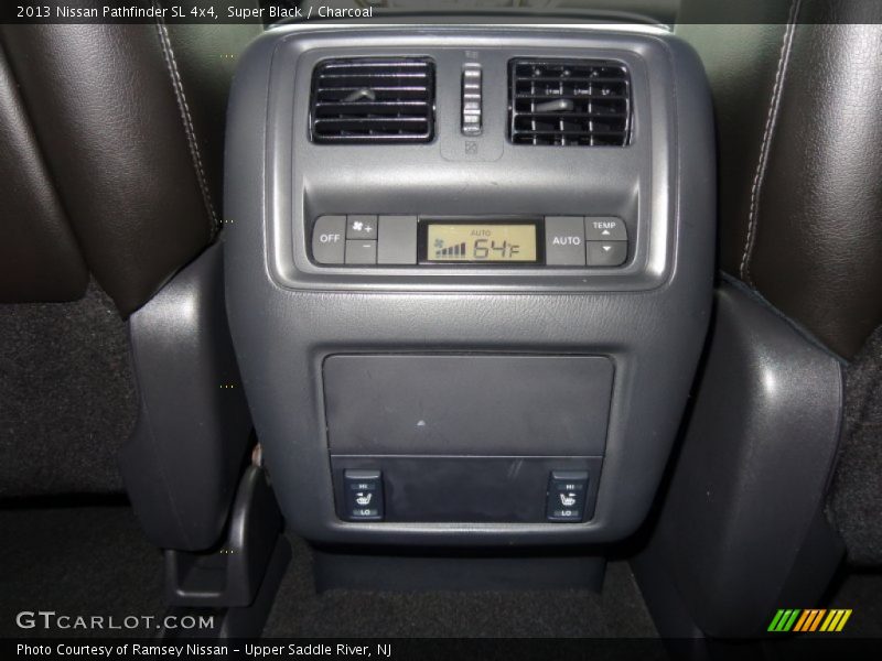 Super Black / Charcoal 2013 Nissan Pathfinder SL 4x4
