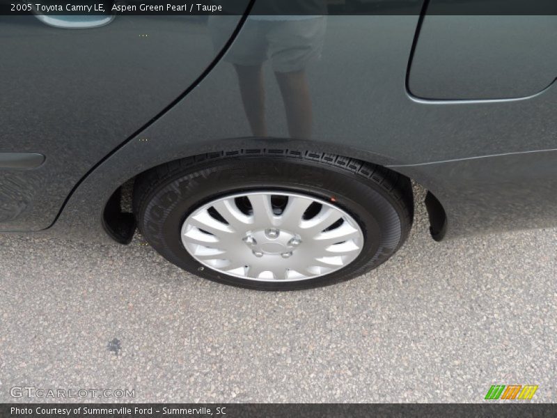 Aspen Green Pearl / Taupe 2005 Toyota Camry LE