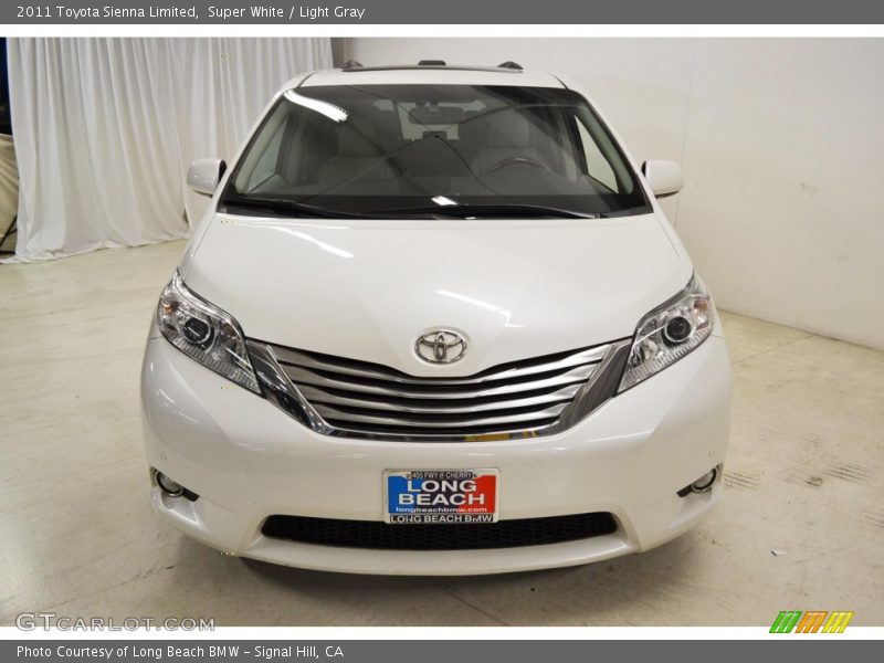 Super White / Light Gray 2011 Toyota Sienna Limited